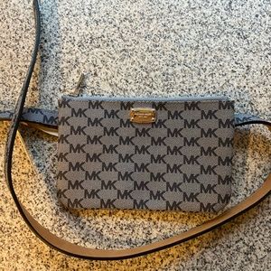 Michael Kors MK Logo Belt Bag